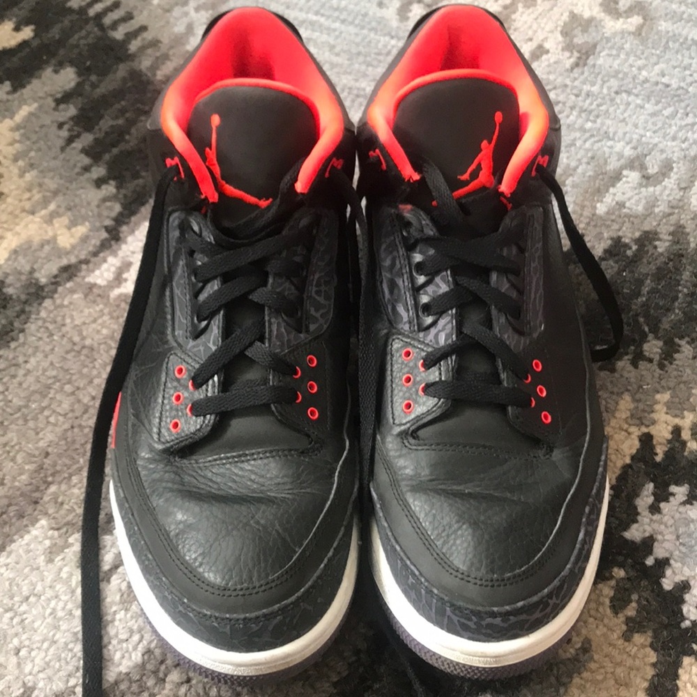 Air Jordan 3 Retro Crimson